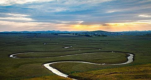 Epic下周免费游戏：克系探索冒险游戏《海之呼唤》